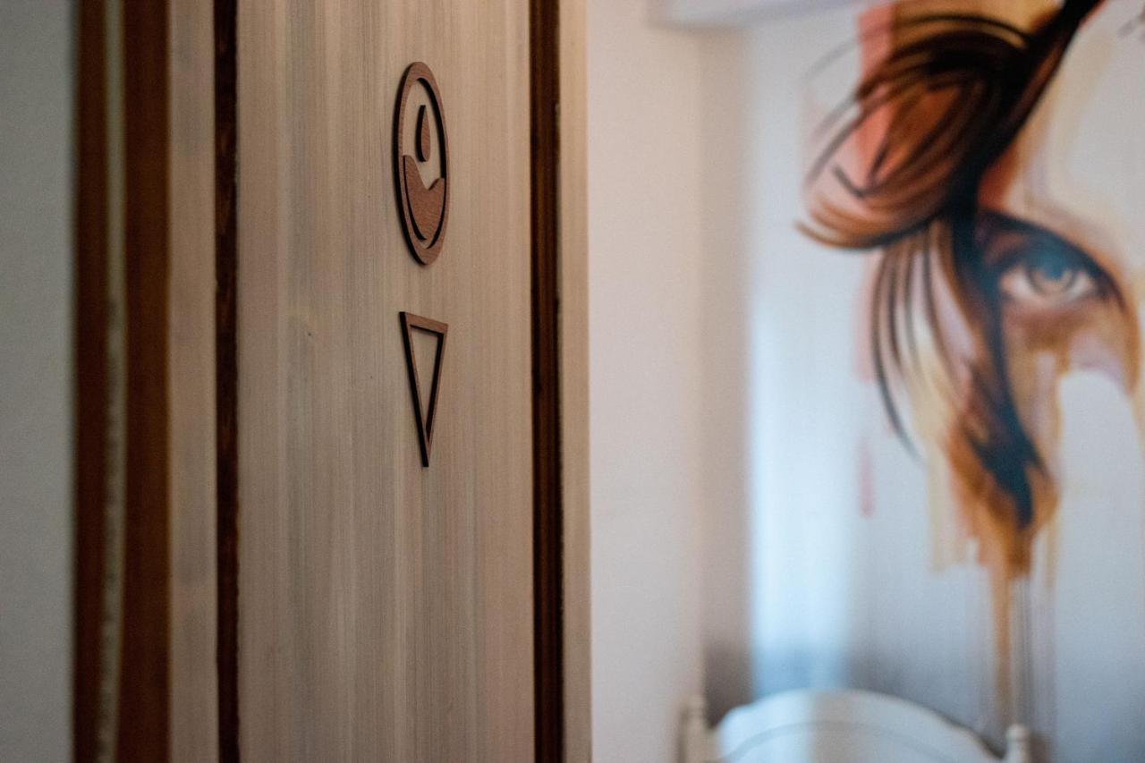 Hostel Bauhaus Бухарест Екстер'єр фото