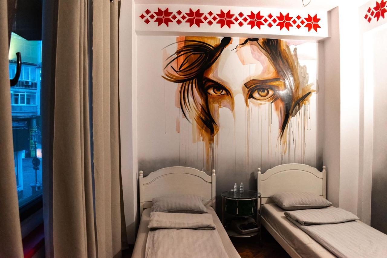 Hostel Bauhaus Бухарест Екстер'єр фото