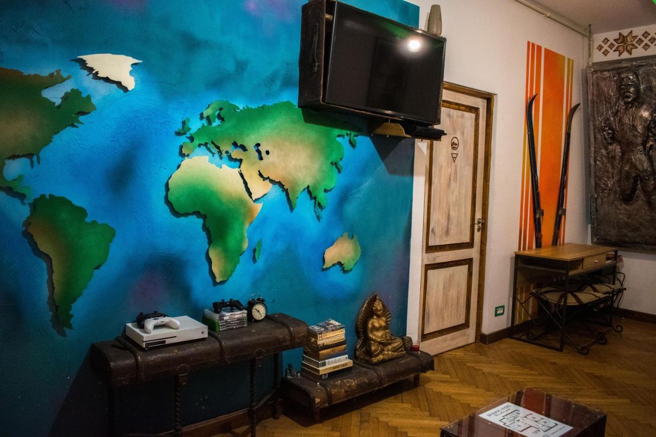 Hostel Bauhaus Бухарест Екстер'єр фото