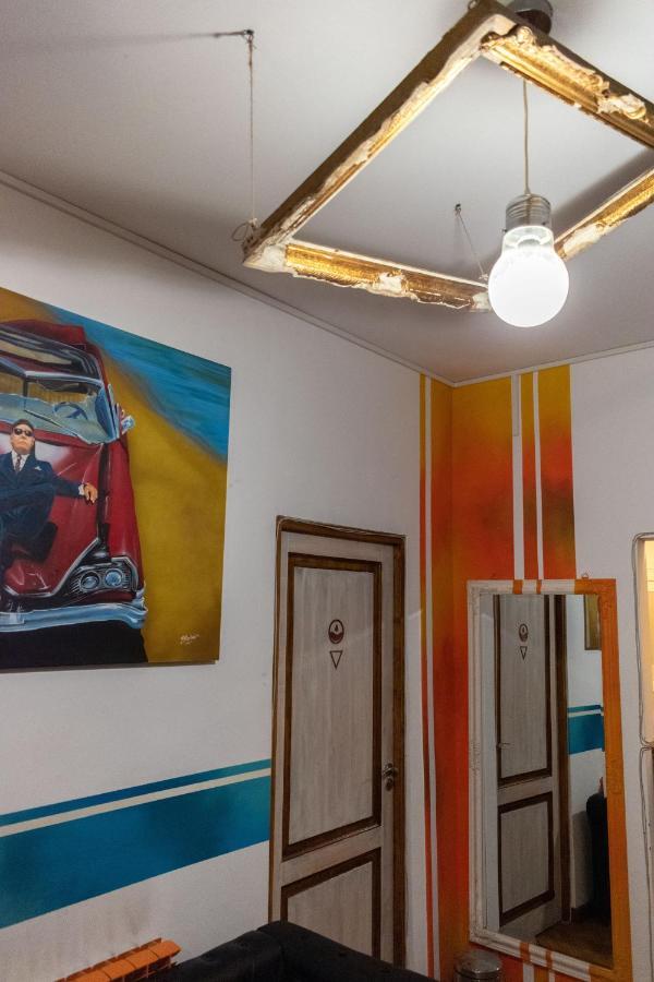Hostel Bauhaus Бухарест Екстер'єр фото