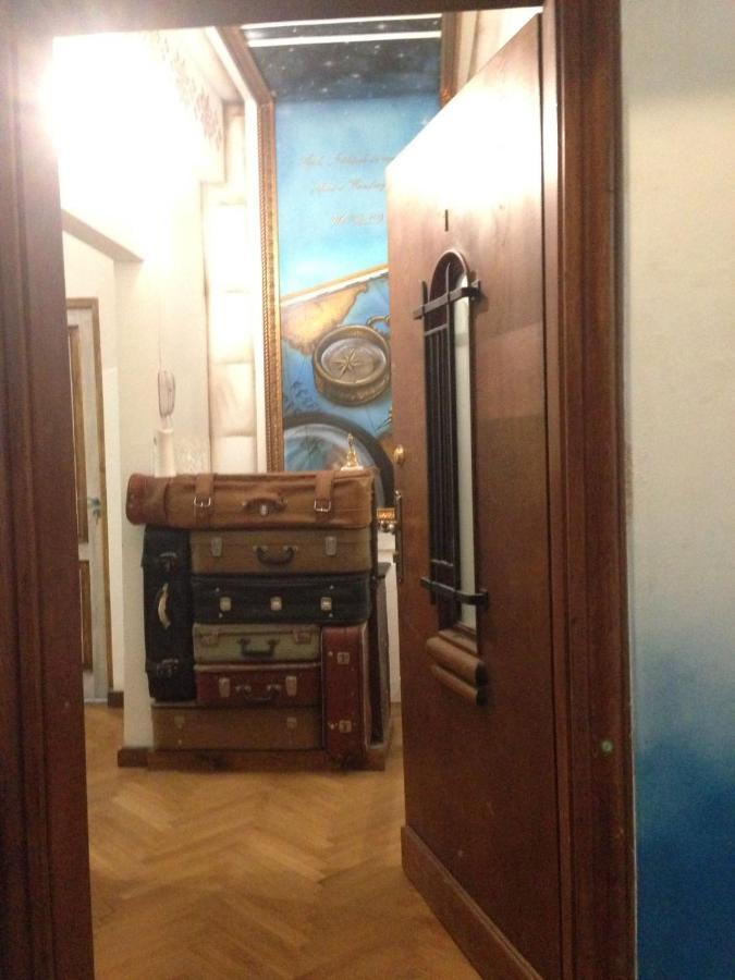 Hostel Bauhaus Бухарест Екстер'єр фото
