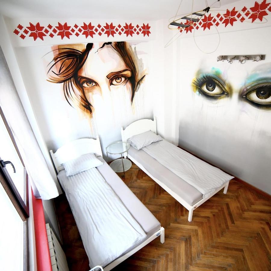 Hostel Bauhaus Бухарест Екстер'єр фото